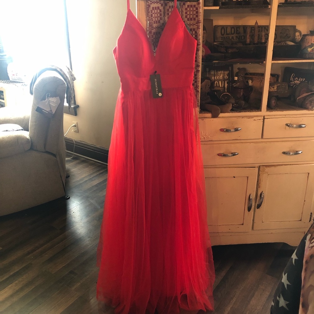 Red party dress